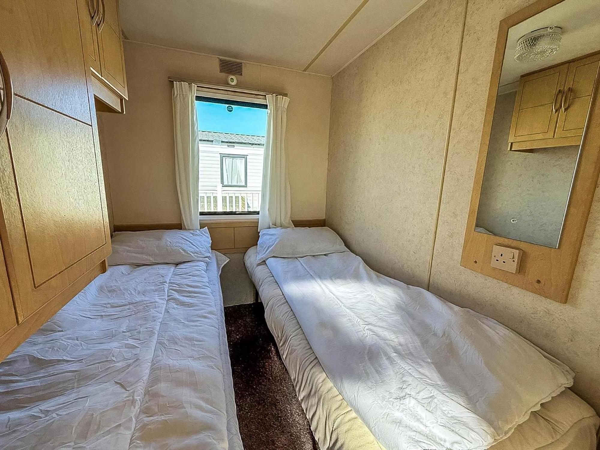 8 Berth Caravan With Free Wifi At Heacham Holiday Park In Norfolk Ref 21008E Esterno foto