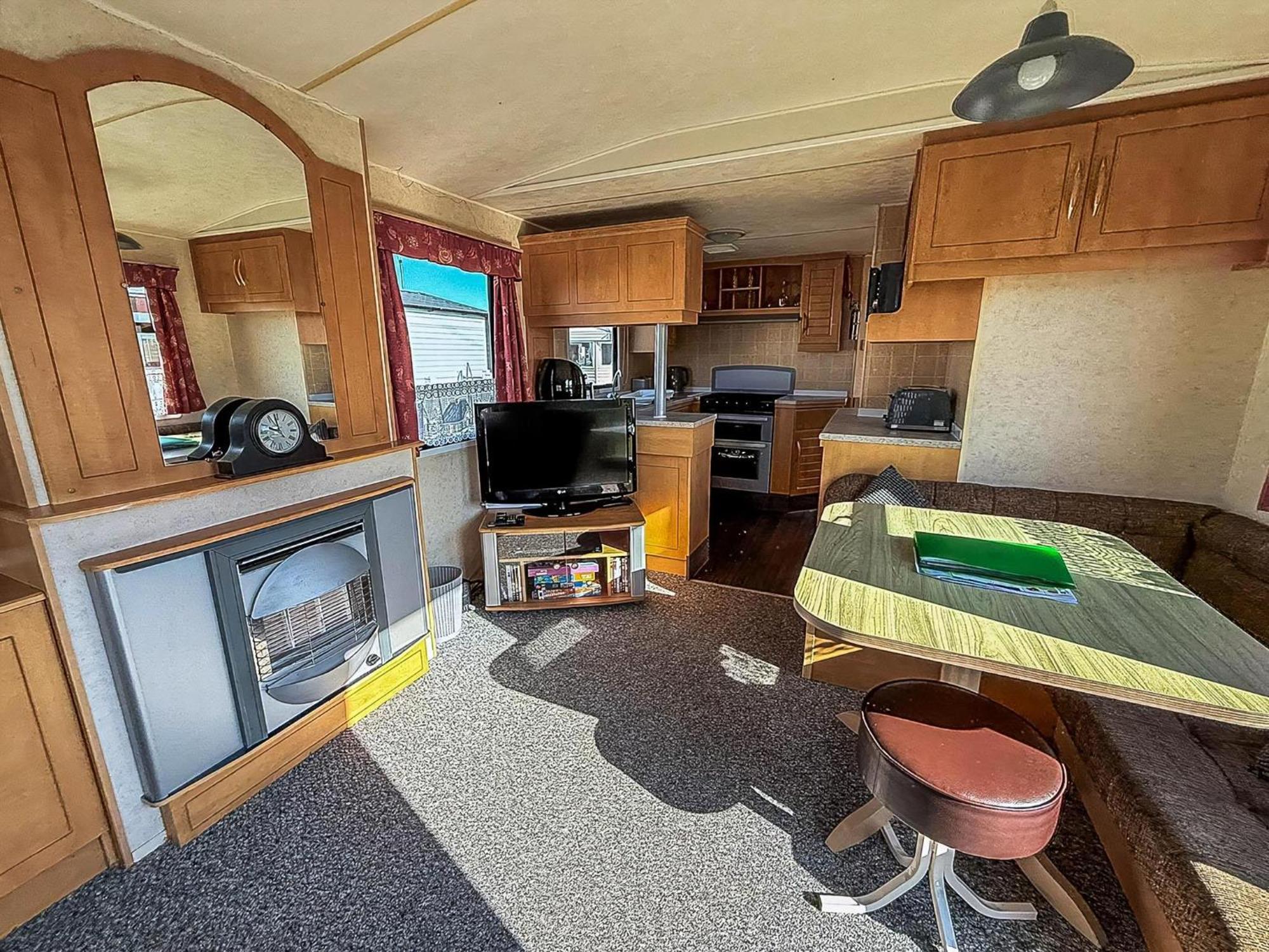 8 Berth Caravan With Free Wifi At Heacham Holiday Park In Norfolk Ref 21008E Esterno foto